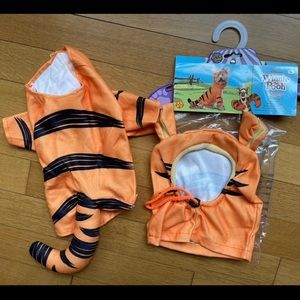 Disney x Rubie’s Winnie the Pooh “Tigger” Dog Costume Size Small New Never Worn!